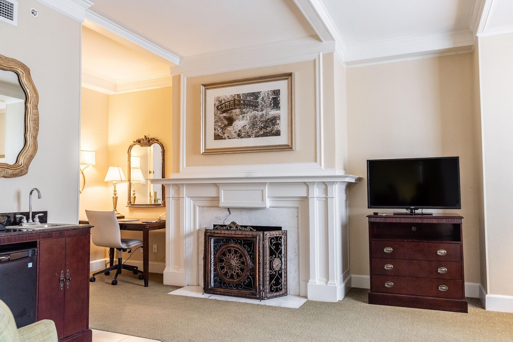 Hampton Inn & Suites Birmingham-Downtown-Tutwiler Buitenkant foto