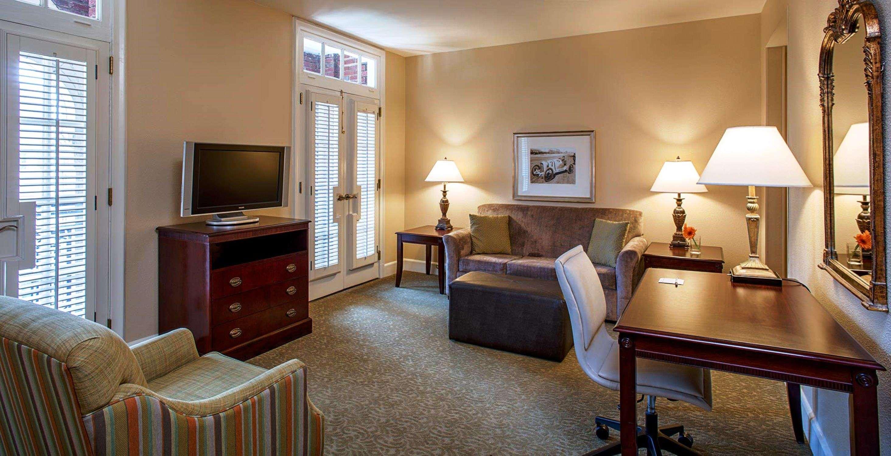 Hampton Inn & Suites Birmingham-Downtown-Tutwiler Buitenkant foto
